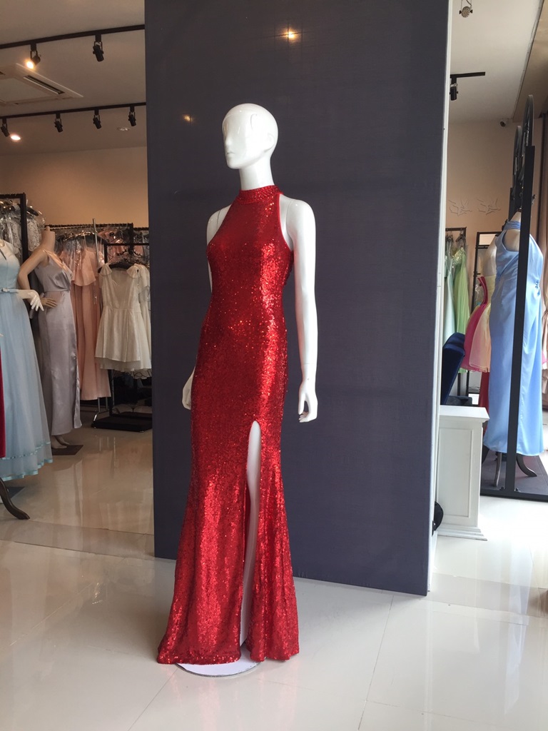 พร้อมเช่า ชุดราตรียาว เดรสยาวทรงหางปลา เซ็กซี่มาก สีแดง
