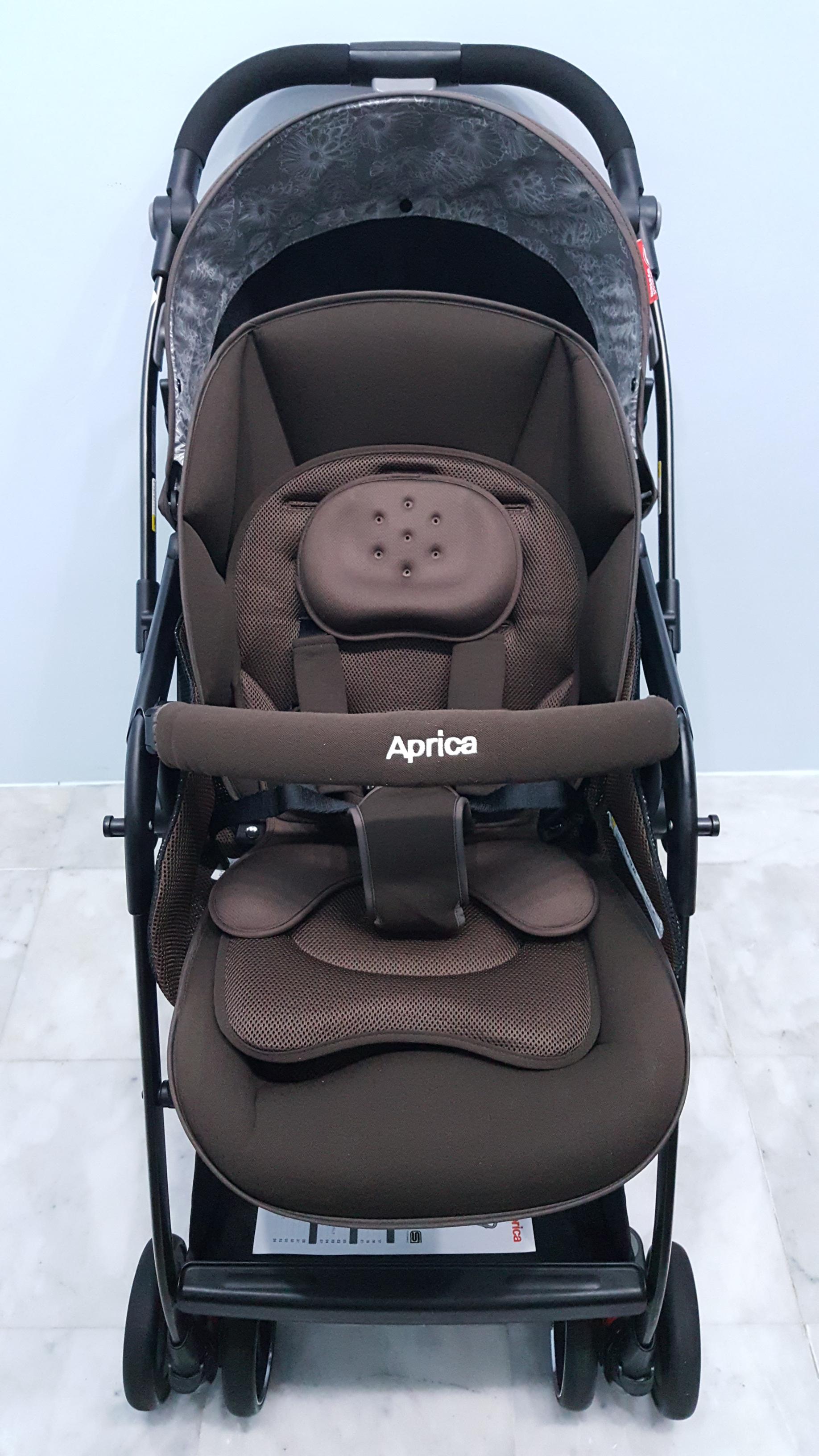 Aprica Optia สีน้ำตาล