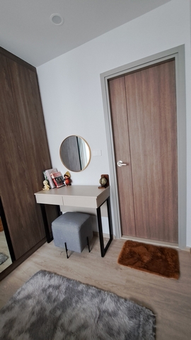 ให้เช่าคอนโด นิว ครอส คูคต สเตชัน ตึก B 27 ตร.ม.ทิศเหนือ เฟอร์ครบ มีเครื่องซักผ้า ติดรถไฟฟ้าคูคต