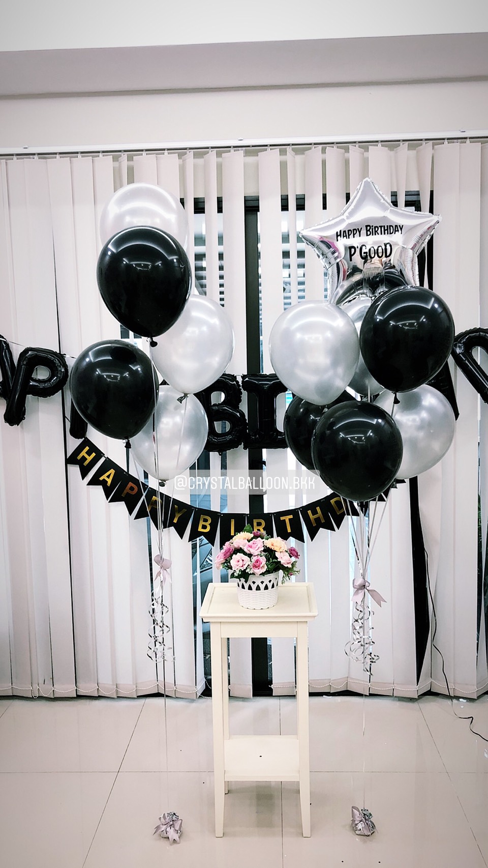 ลูกโป่ง วันเกิด HAPPY BIRTHDAY 13 ตัว ตัวอักษรสีดำ พร้อม ป้ายธง HBD,ช่อลูกโป่ง 2 ช่อ,ฟอยล์ดาว ขนาด 18" 1 ชิ้น พร้อมตกเเต่ง สามารถเปลี่ยนสีลูกโป่ง/เปลี่ยนข้อความได้