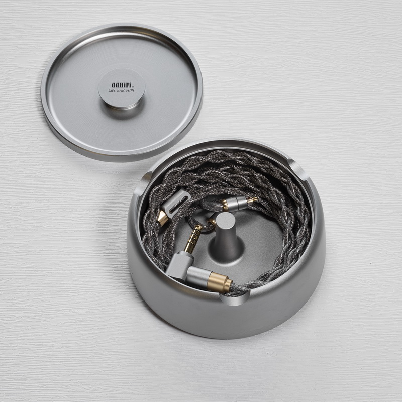 DD AS100 เคสแข็งเก็บหูฟัง HiFi ทำจากโลหะผสมอลูมิเนียม AL6063 ใส่ซิการ์ได้ วางซ้อนได้