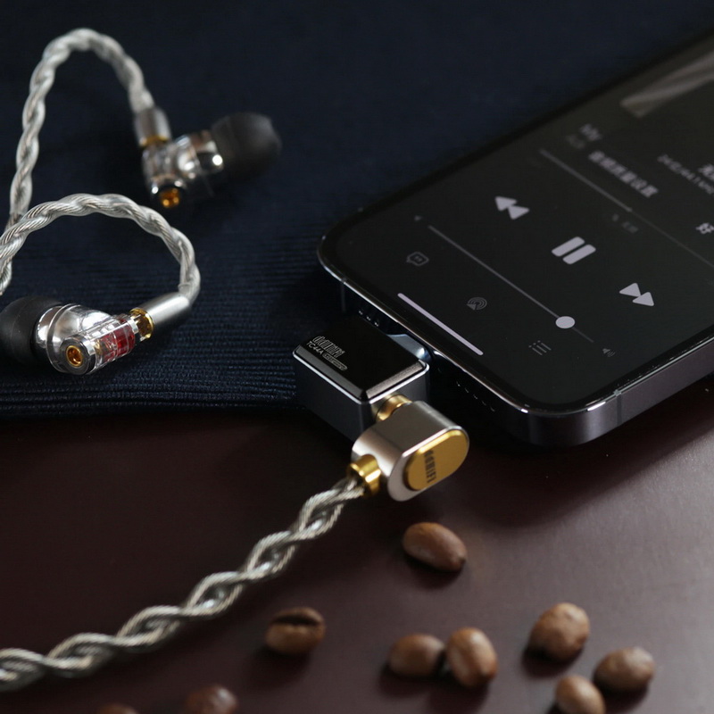 ขาย DD TC44A แจ็คแปลง TypeC / Lightning ให้รองรับหูฟัง 4.4mm Balanced