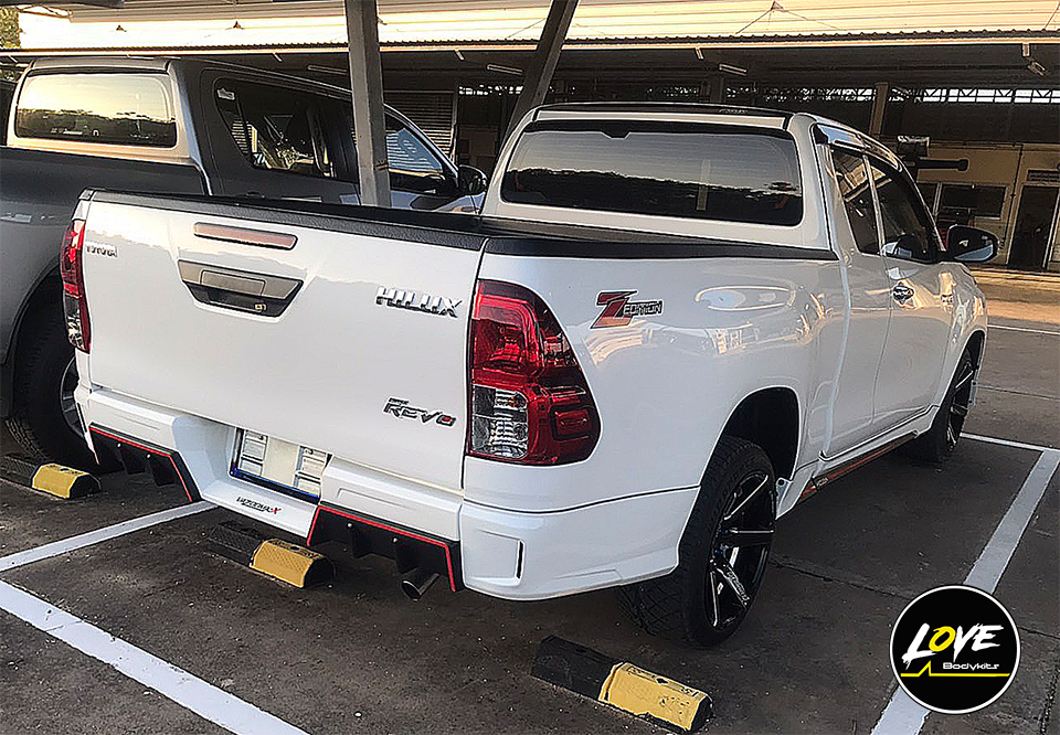 ชุดแต่ง VAZOOMA X : REVO 2015-2017 Z-EDITION