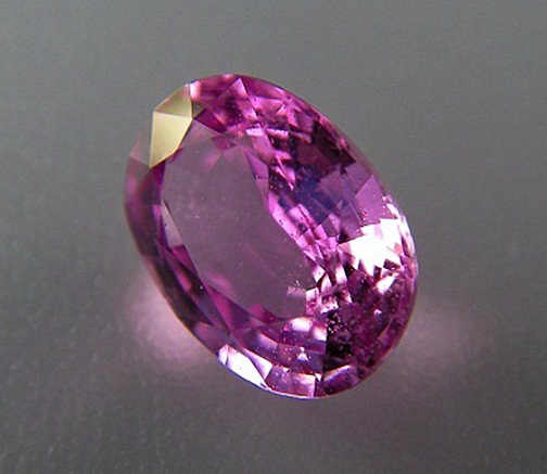 พิ้ง ซัฟฟาย(Pink Sapphire)พลอยดิบ Unheated ธรรมชาติ100% ความสะอาด SI ขนาดพลอย 5.11x7.02x3.36 mm.น้ำหนักพลอย 1.076 ct. ราคาโทรถาม