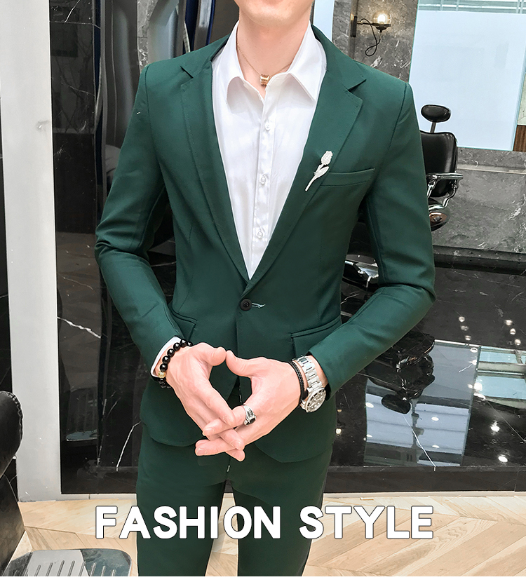พร้อมเช่า ชุดสูทชาย สีเขียวเข้ม ทรงเข้ารูป สไตล์เกาหลี ไม่มีเสื้อกั๊ก