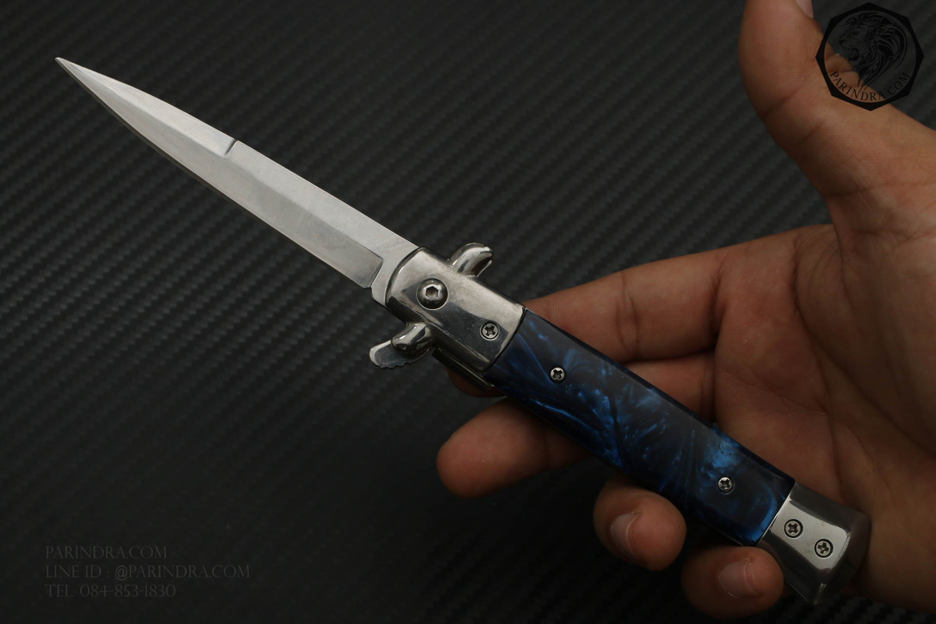 มีดพับปลายแหลม รูปทรงสวยคลาสสิก ด้ามสีน้ำเงิน