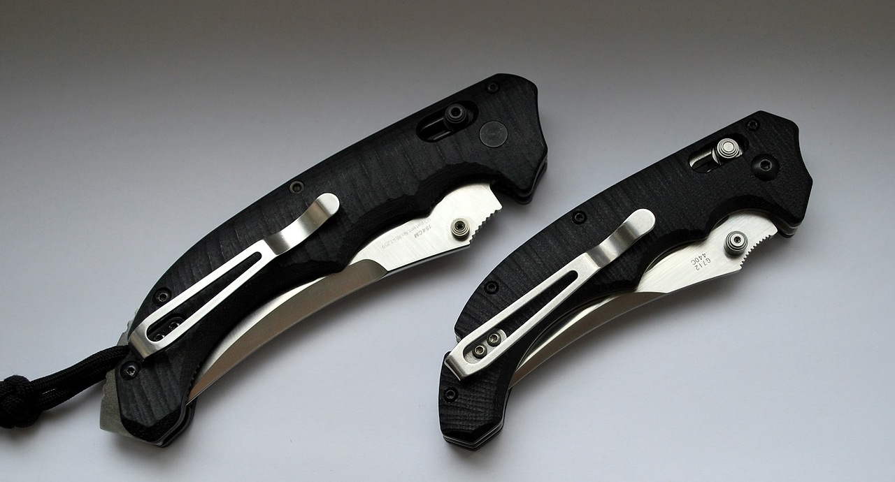 มีดพับ Ganzo รุ่น G712 ด้ามสี G10 ด้ามสีดำสนิท ใบสีเงิน ของแท้ 100%