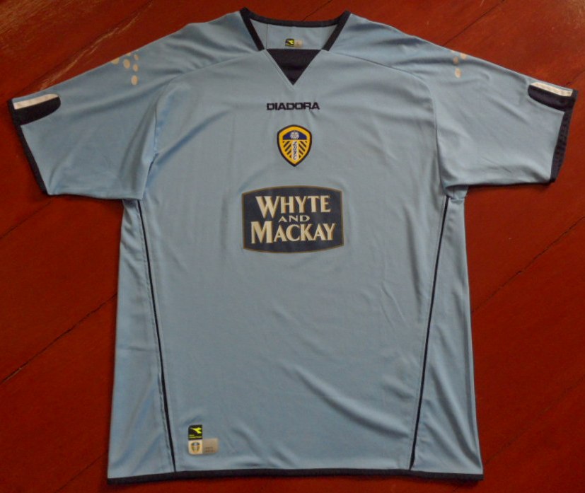 เสื้อฟุตบอล ทีมสโมสรลีดส์ ยูไนเต็ด ชุดเยือน 2004/05 L-Size / LEEDS UNITED Football Shirt Away Kit 2004/05 Jersey L-Size