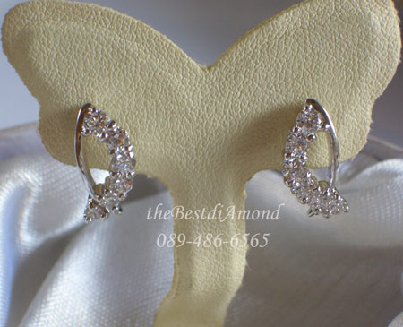 BE433RD+++ต่างหูเพชร แบบmodern+++แบบเก๋ไก๋ ทันสมัย ไม่เวอร์มาก ใส่ติดหูได้เลยค่ะ