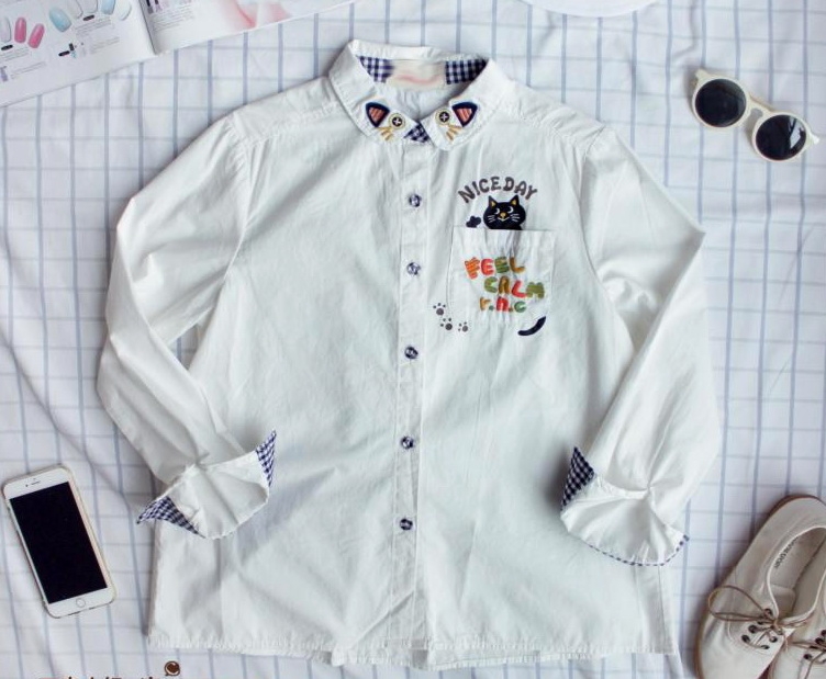 เสื้อเชิ้ตแขนยาวปักลายแมว