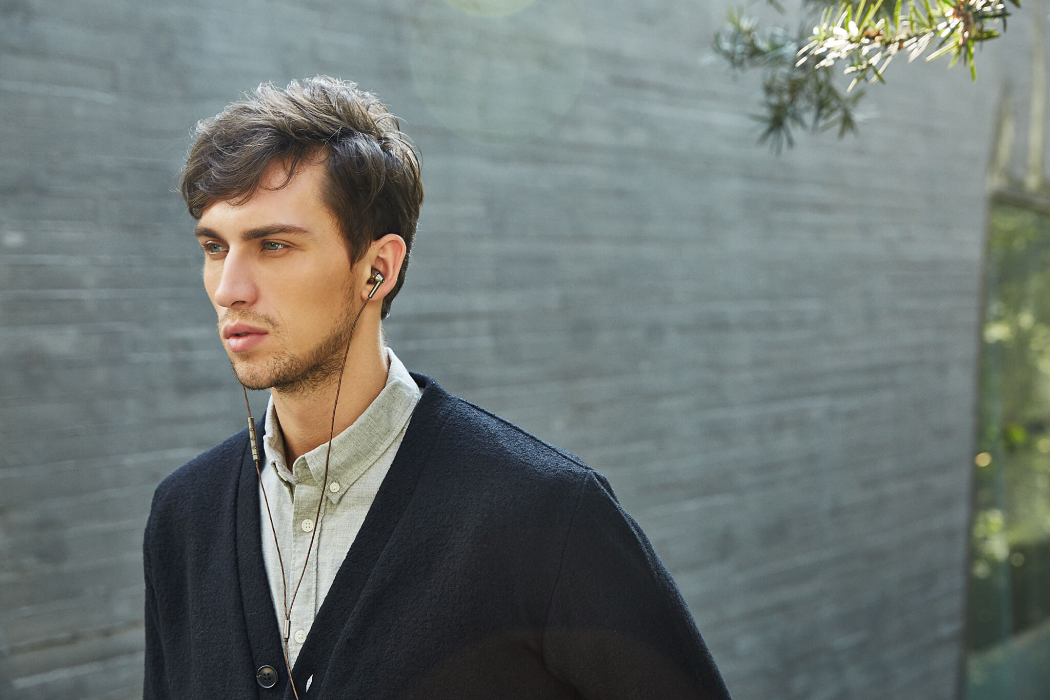 ขาย 1MORE Quad Driver สุดยอดหูฟัง Hybrid 4 ไดรเวอร์ 3BA + 1Carbon Dynamic ตัว Top ระดับ HiFi