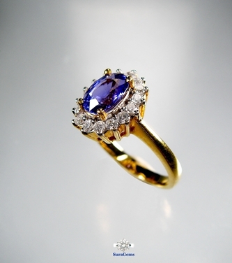 Blue Sapphire Unheated ไพลินดิบไม่เผา 1.25 ct. ขนาดพลอย 5.16 x 7.13 x 3.67 mm. ความสะอาด IF