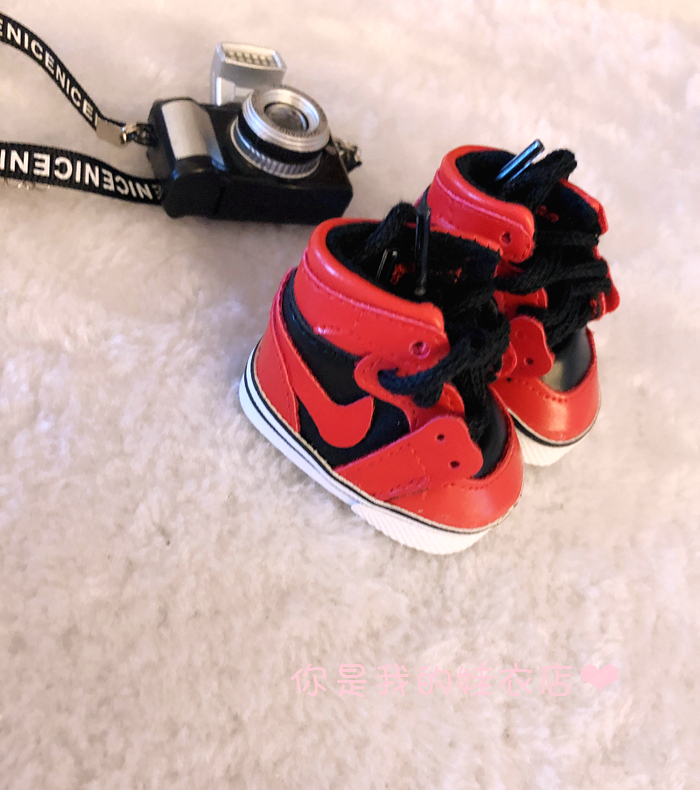 รองเท้าไนกี้ สำหรับตุ๊กตา 20 cm. ดำ