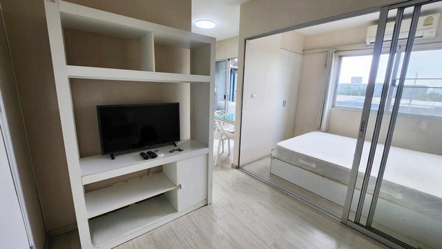 ให้เช่าพลัมคอนโด พาร์ค รังสิต ตึก B 23 ตร.ม.เฟอร์ครบ มีเครื่องซักผ้า ใกล้ ม.กรุงเทพ