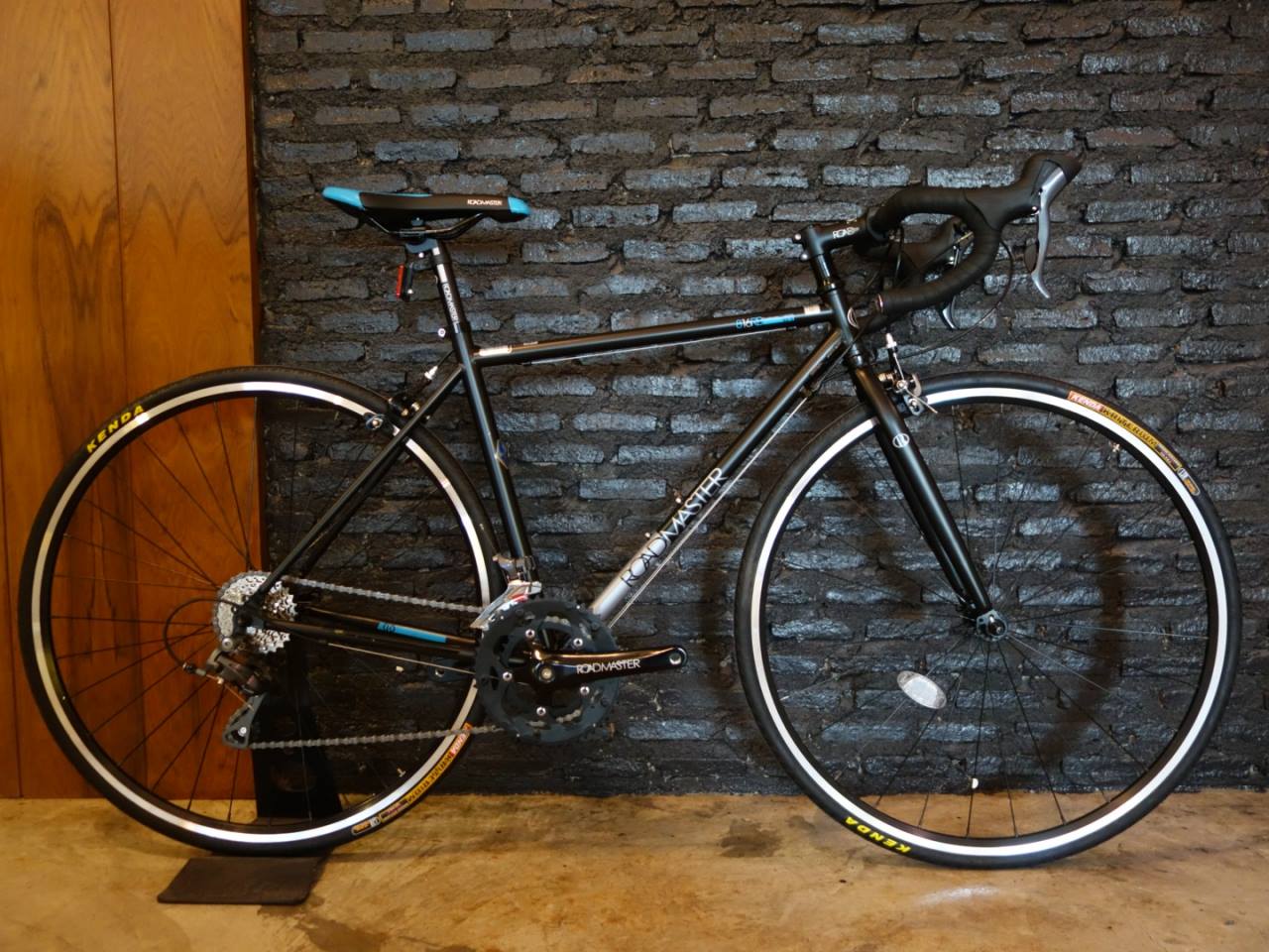 จักรยานเสือหมอบ Roadmaster 816RB Shimano Claris 16speed