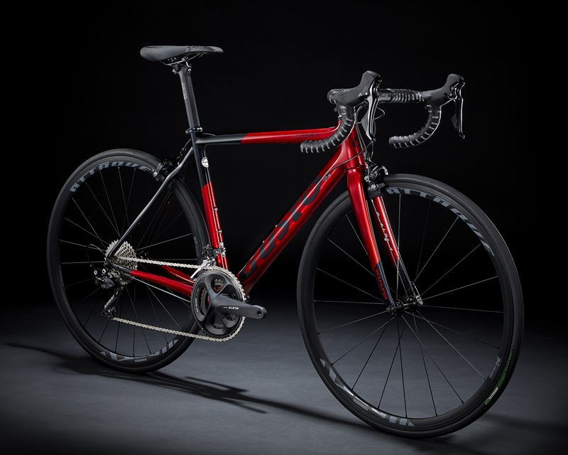 เสือหมอบ GUSTO COBRA SPORT เฟรมคาร์บอน ชุดเกียร์ 105 Shimano เต็ม ล้อ 700c, MY2022
