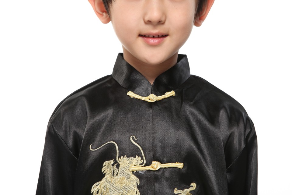 Pre-order ชุดจีนชายเด็ก เสื้อคอจีน ผ้าไหมจีน สีดำปักลายมังกร