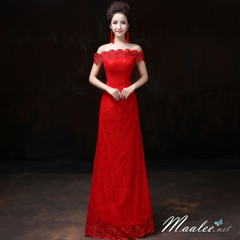 พร้อมเช่า ชุดราตรียาว แบบปาดไหล่เซ็กซี่ เข้ารูป ทรงหางปลา สีแดง ผ้าลูกไม้ แต่งเลื่อมสุดหรู (เชือกผูกหลัง)