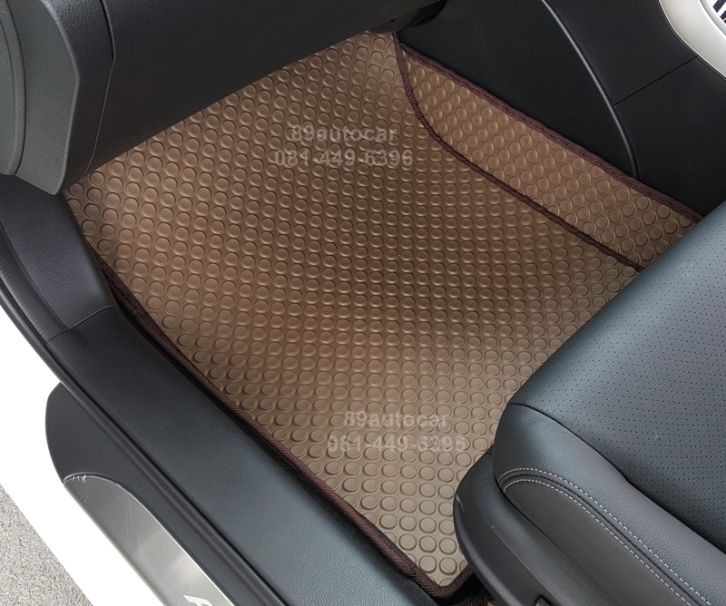 ขายพรมปูพื้นรถยนต์เข้ารูป Honda Accord 2017 กระดุมสีน้ำตาลขอบน้ำตาล