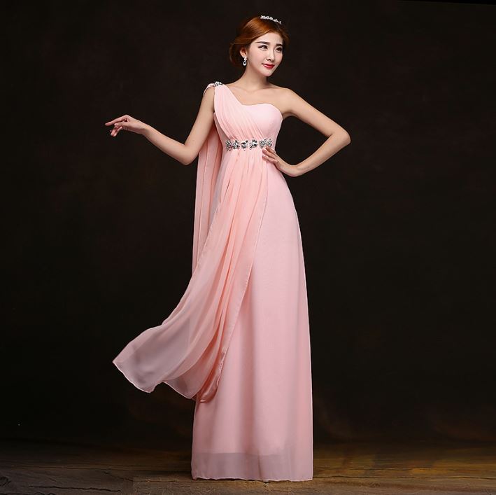 พร้อมเช่า ชุดราตรียาว ไหล่เดียว สีโอรส จับเตรปสไตล์กรีก คาดคริสตัลช่วงเอว