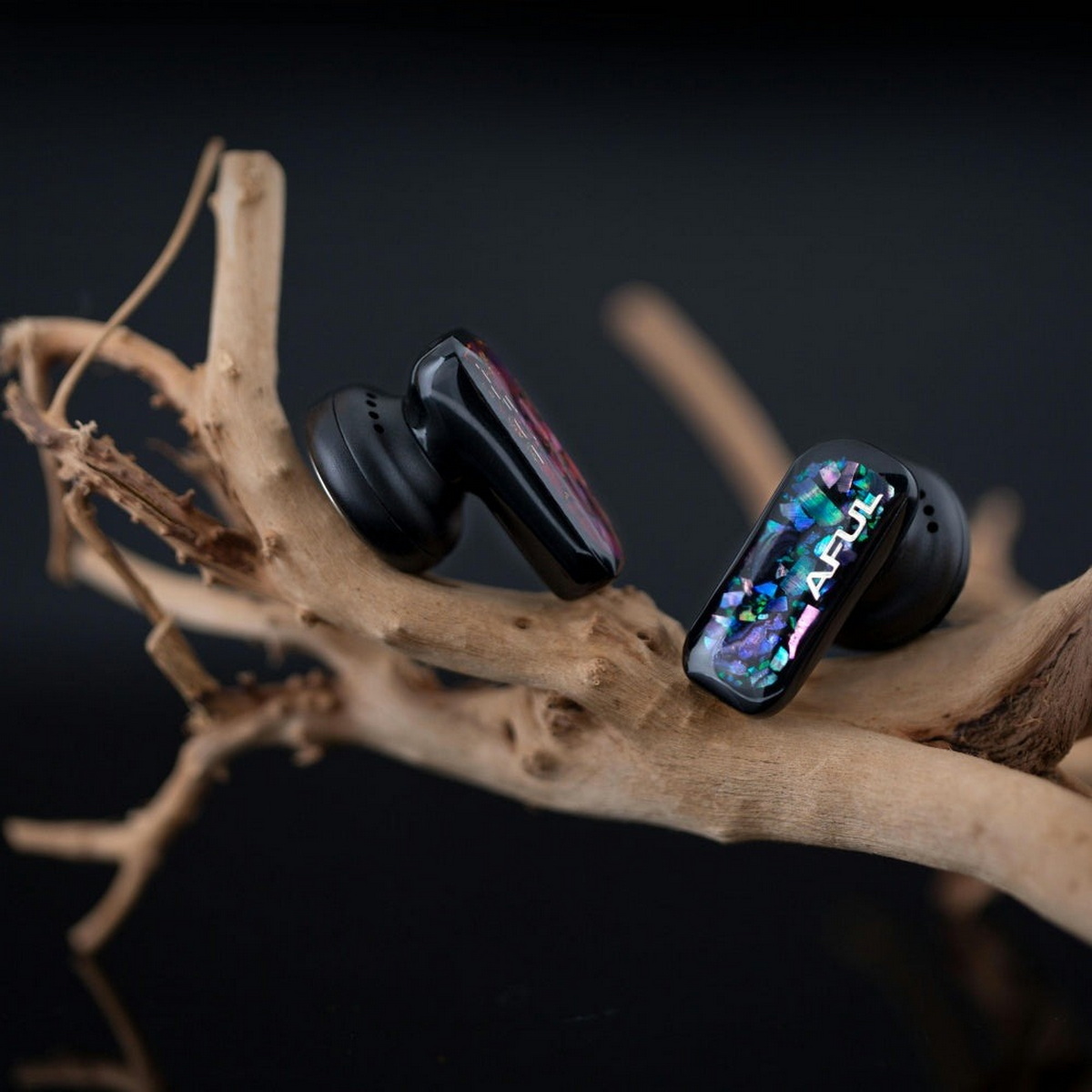 AFUL PolarNight หูฟังเอียบัด เทคโนโลยีอะคูสติกใหม่ ให้เสียงความถี่ต่ำและเสียงร้องที่สมจริง ประกันศูนย์ไทย