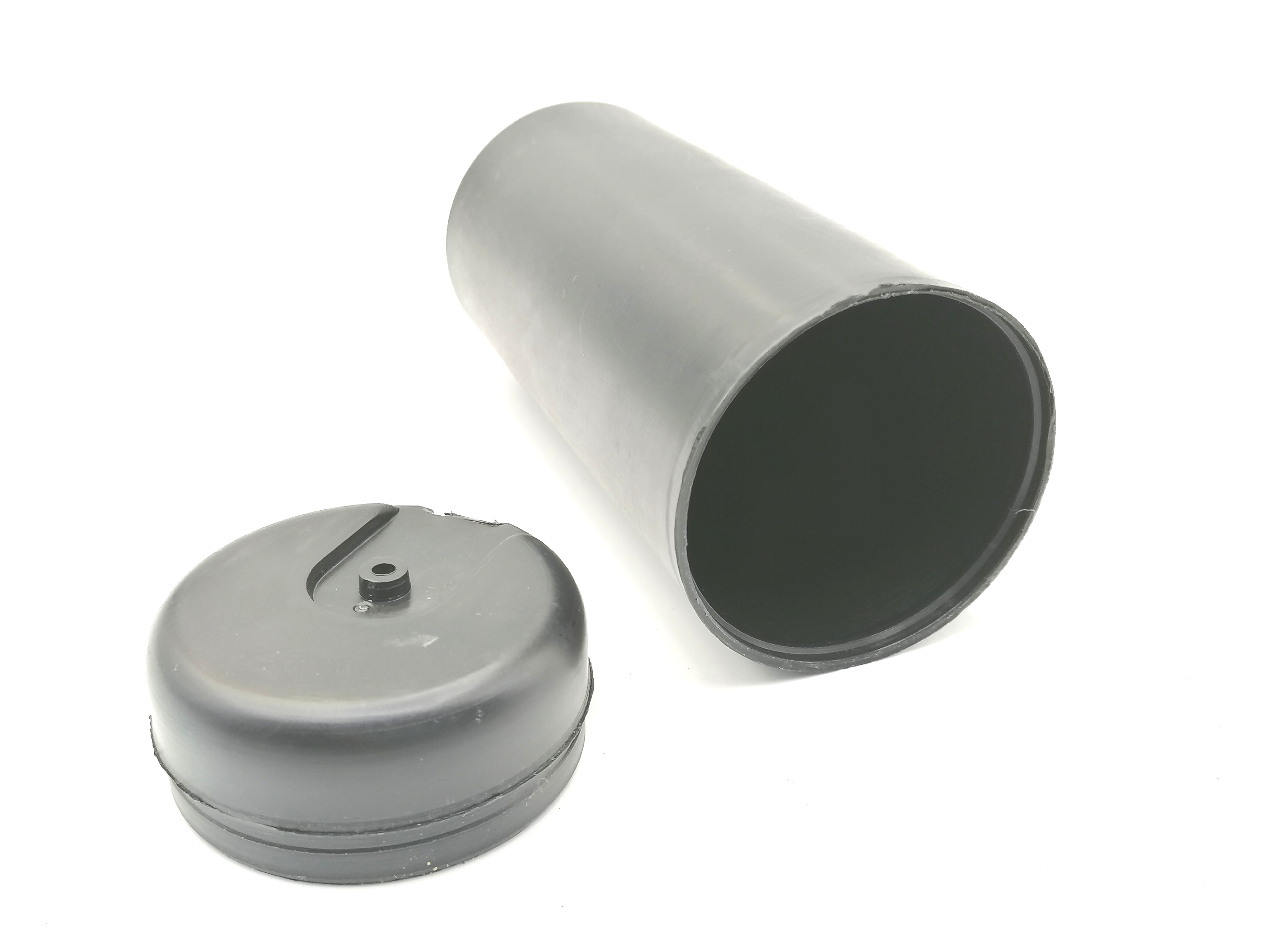 กระบอกใส่คอนเดนเซอร์, กระบอกใส่ CAP ดำ (PVC)