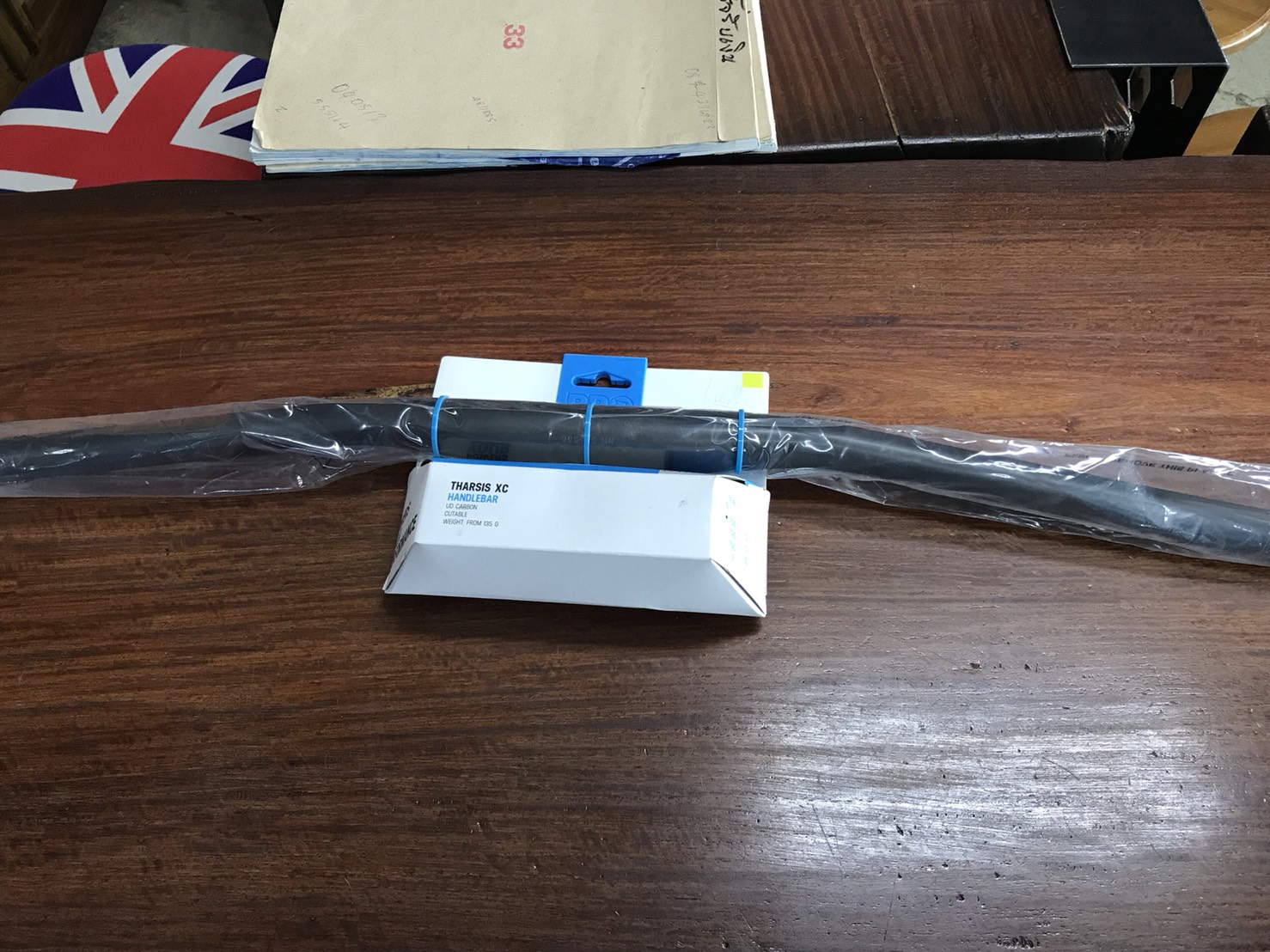 แฮนด์ตรงคาร์บอน PRO Tharsis XC Flat Carbon Handlebars Top, 31.8 , 740mm