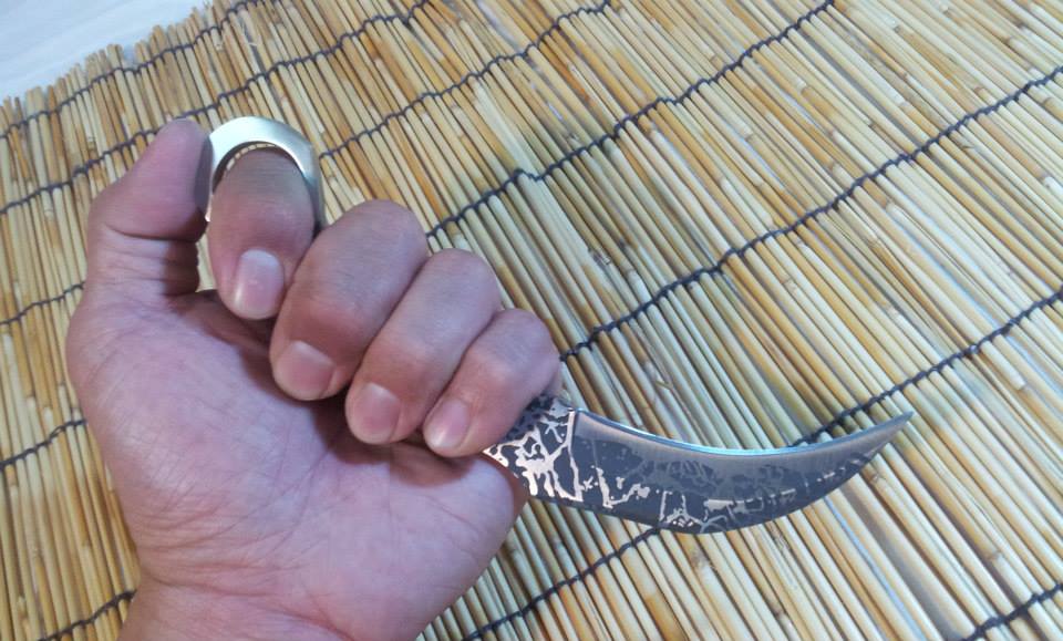 มีดคารัมบิตใบตาย United Claw Cutter (OEM)