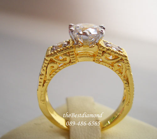 BR518+++แหวนเพชรชู style Old Luxury+++แหวนดีไซน์สวยหรู ดูดี แบบแนว ยุโรปๆค่ะ มีลายฉลุสวยงาม แบบหรูหรา ดูแบบผู้ดีอังกฤษ