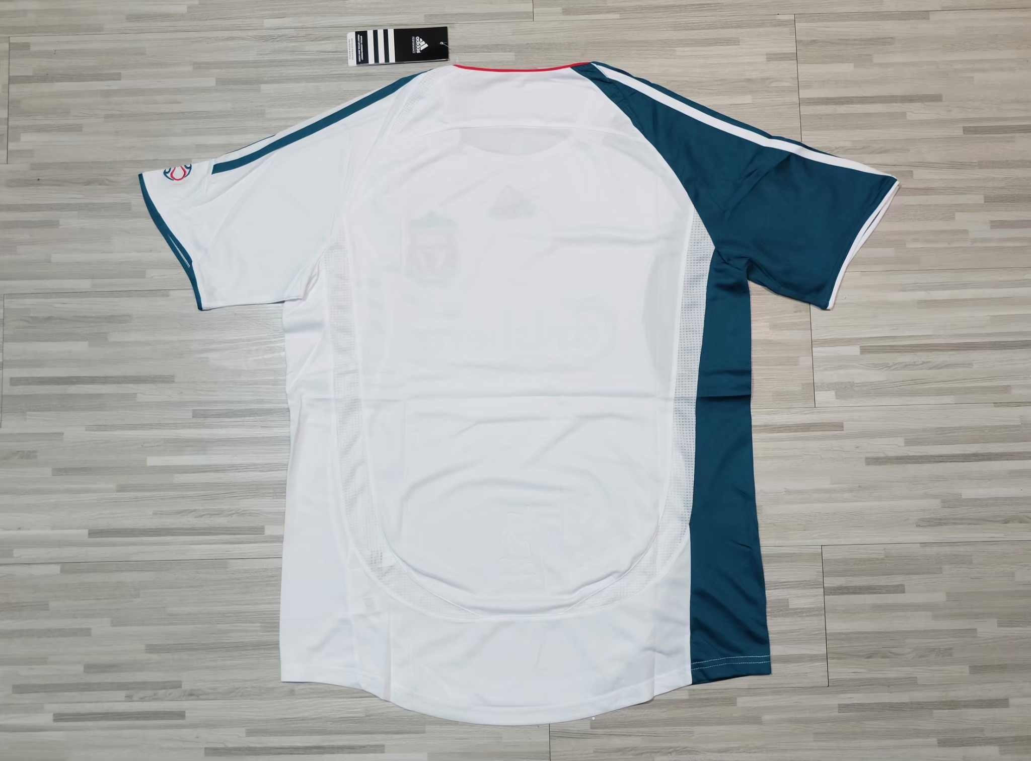 Liverpool 2006/07 Away Vintage Jersey เสื้อฟุตบอลลิเวอร์พูลย้อนยุค Carlsberg