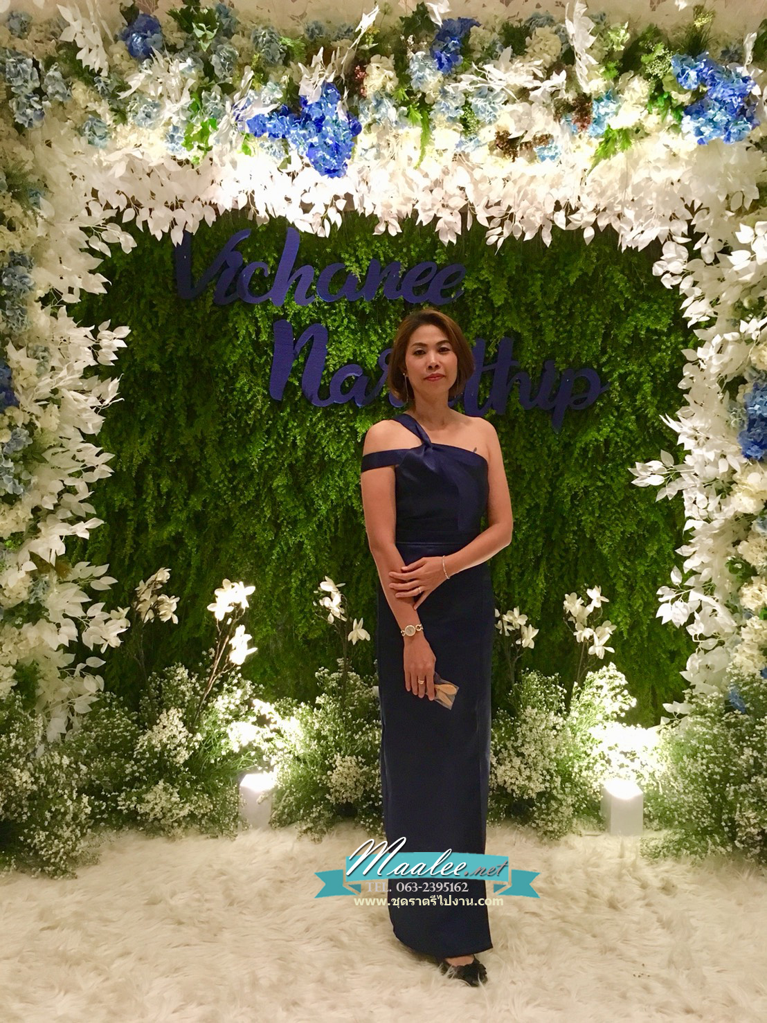 เช่าชุดราตรี ชุดเดรส ไหล่เดียว ผ้าดัชเชส แพทเทินเก๋ กระโปรงผ่าหน้า สีกรมท่า