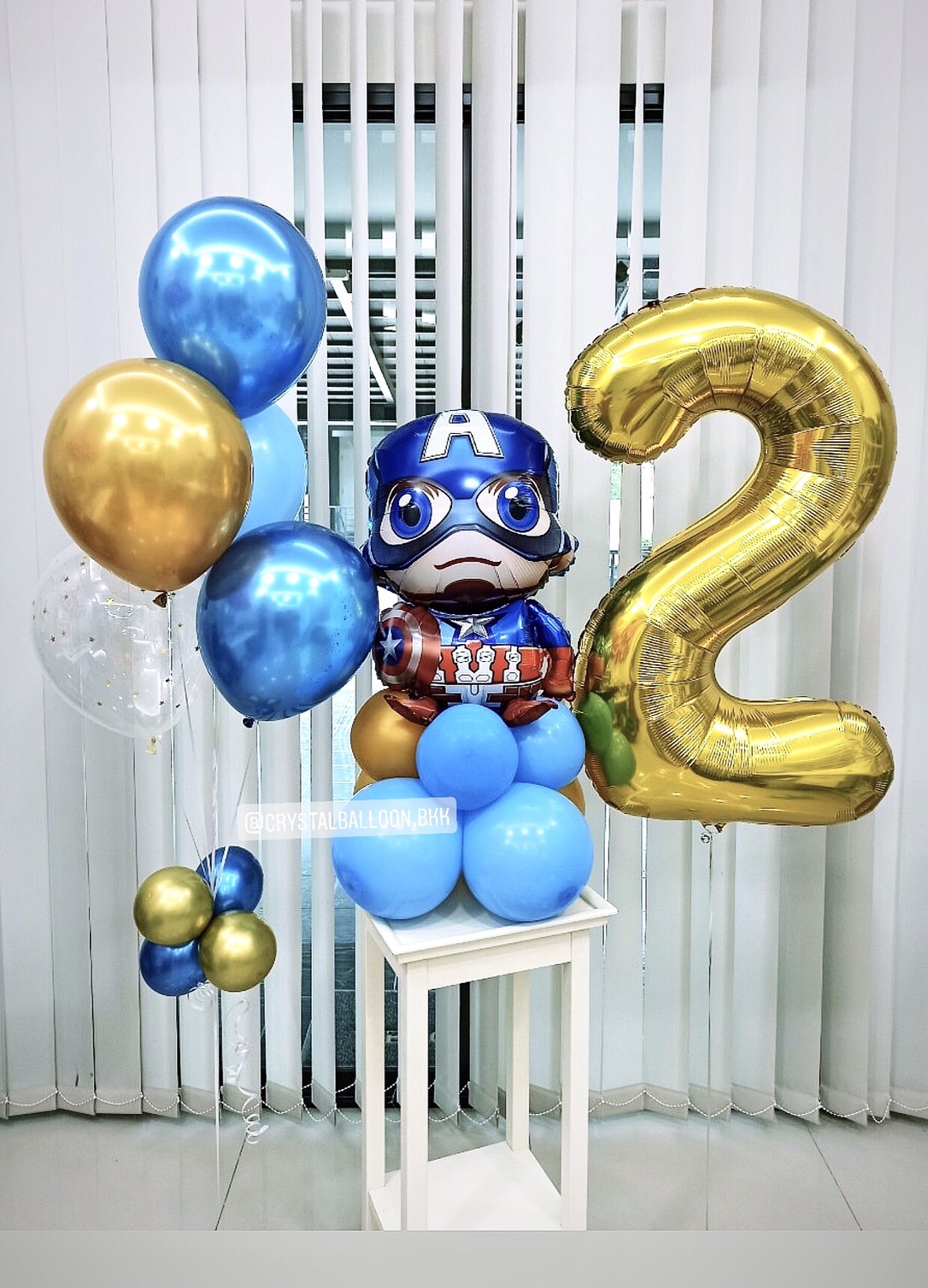 ลูกโป่ง วันเกิดเด็ก ฟอยล์ Captain America ตั้งฐาน 1 ชิ้น พร้อม ช่อลูกโป่ง ช่อ 5 ลูก 1 ช่อลูกโป่งใส ใส่ กลิตเตอร์ 1 ลูก พร้อม ฟอยล์ตัวเลข ขนาด 40" 1 ชิ้น พร้อมตกเเต่ง สามารถเปลี่ยนสีลูกโป่ง/เปลี่ยนสี-ฟอยล์ตัวเลข/เปลี่ยนฟอยล์ตกแต่งได้