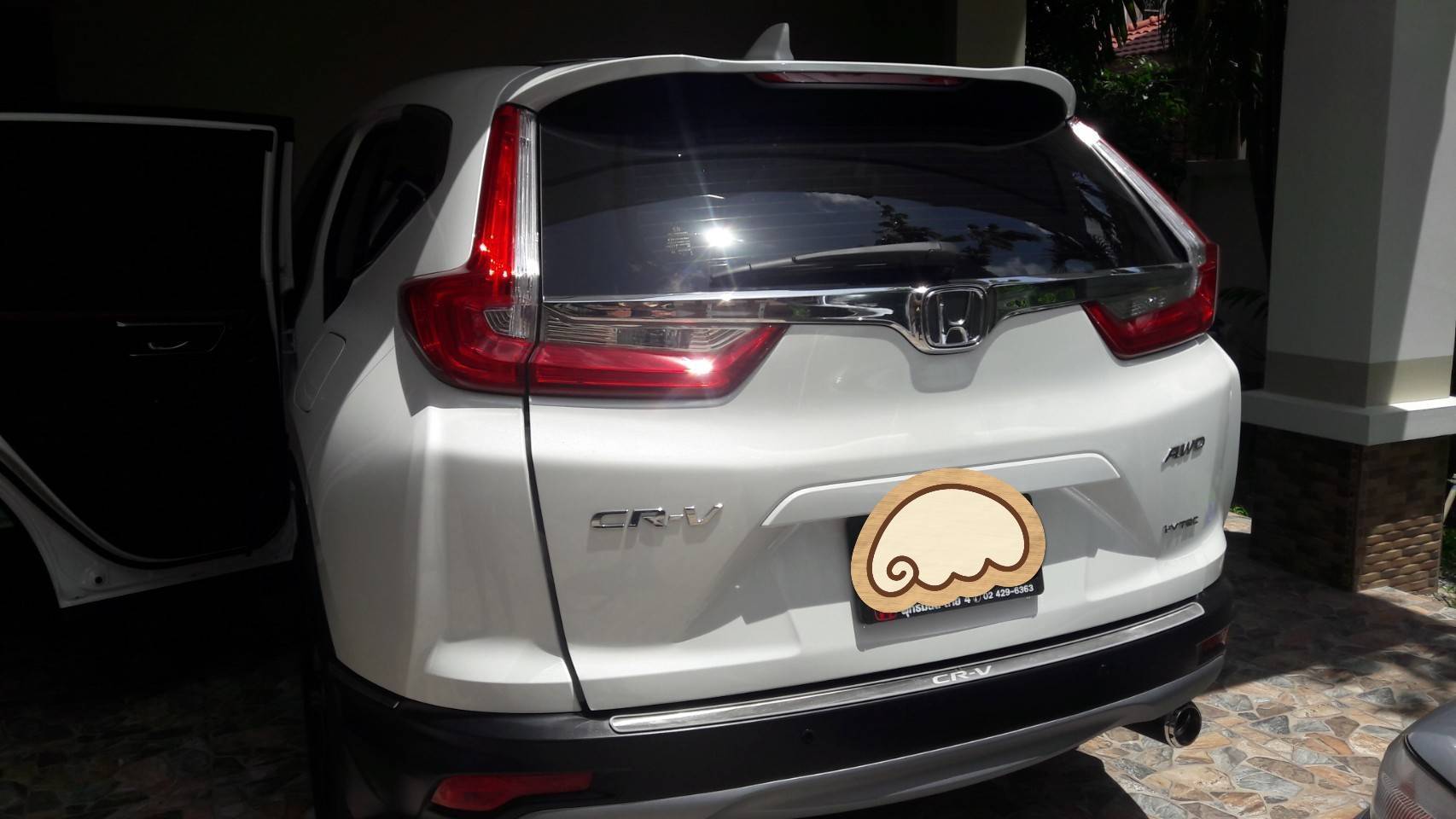 ขายพรมปูพื้นรถยนต์เข้ารูปราคาถูก Honda CR-V gen5 5 ที่นั่ง เข้ารูป เต็มคัน