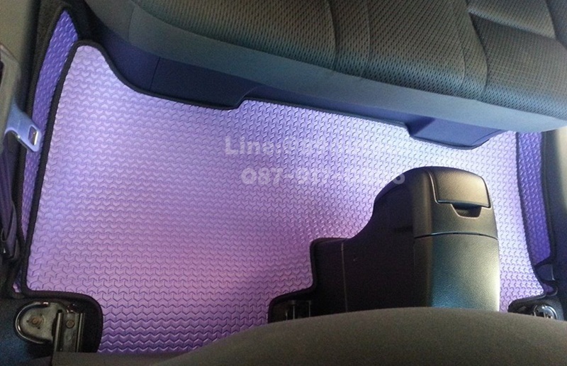 ยางปูพื้นรถยนต์เข้ารูป Toyota Vios 2012 ธนูสีม่วงขอบดำ