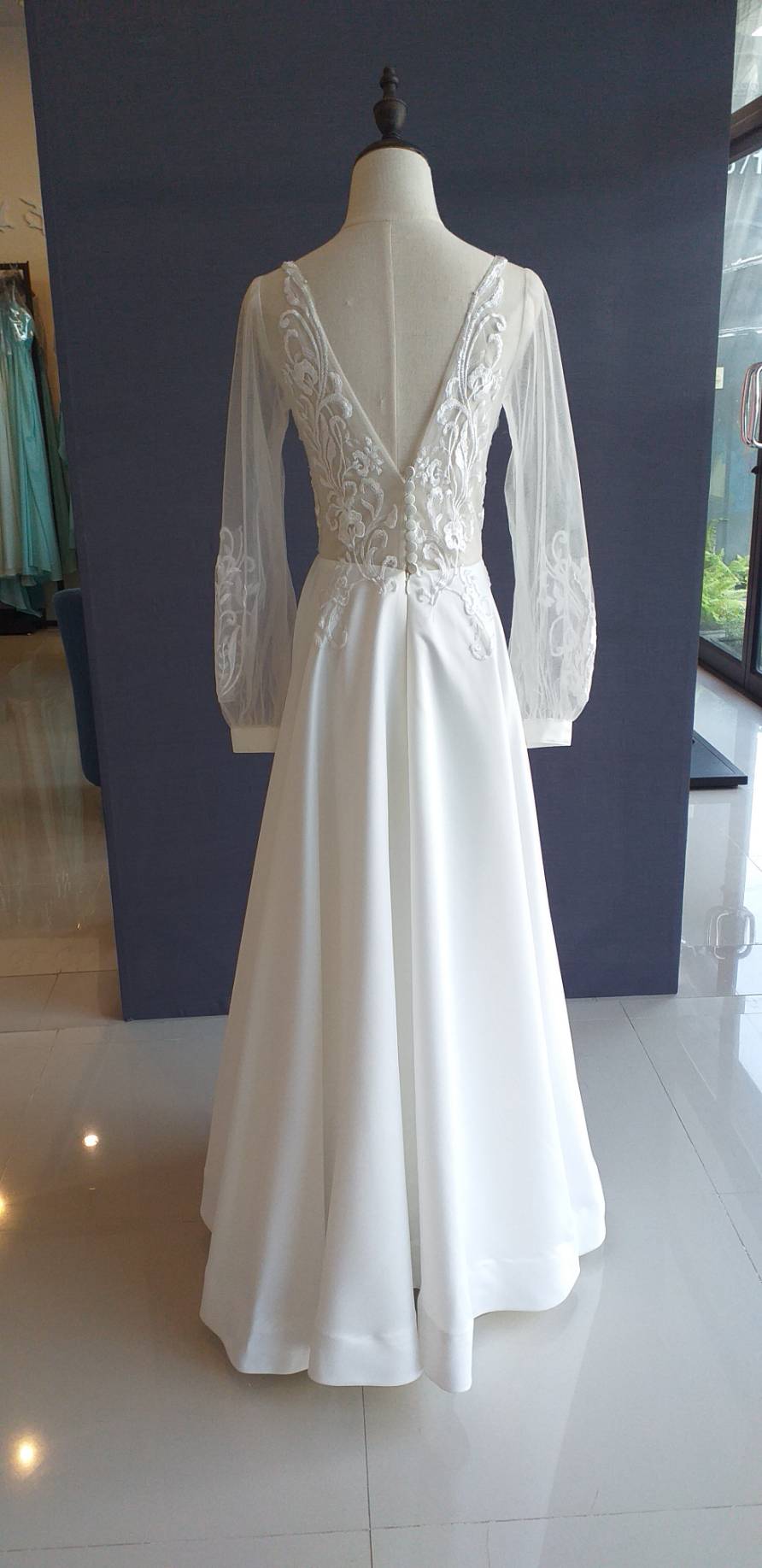 พร้อมเช่า ชุดแต่งงาน มินิมอล งานหมั้น แขนยาวแต่งลูกไม้