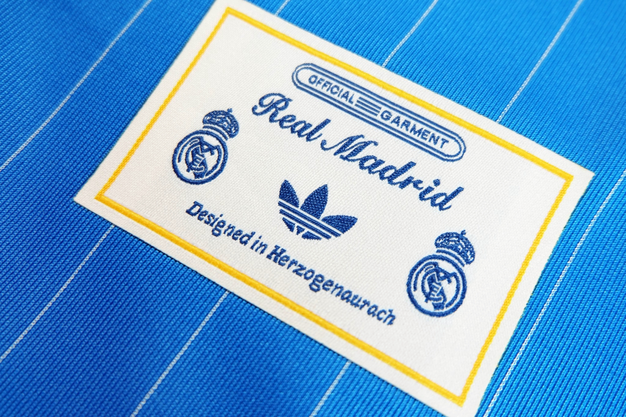 Real Madrid Terrace Icons 2025/26 Jersey เสื้อเรอัล มาดริด ฤดูกาลใหม่