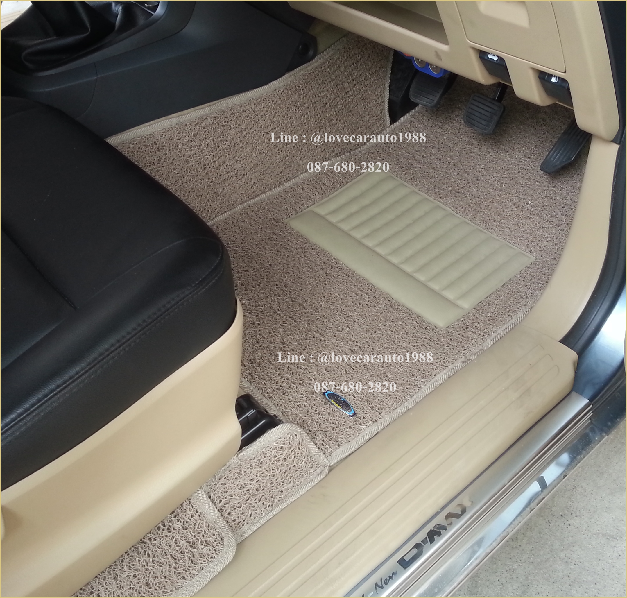 พรมไวนิลปูพื้นรถยนต์ Isuzu D-Max 2012-2017 4 ประตู สีครีมขอบครีม