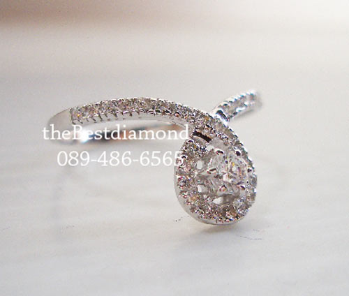 SR007RD+++แหวนมงกุฎเดี่ยว++แหวนเงินแท้ ดีไซน์สวยหรูคล้ายมงกุฎ แบบร้านจิวเวลลี่ทันสมัย ตามcounter ห้างเลย เหมือนของแท้สุดๆ เล่นไฟวิ๊งๆ รับประกันความสวย