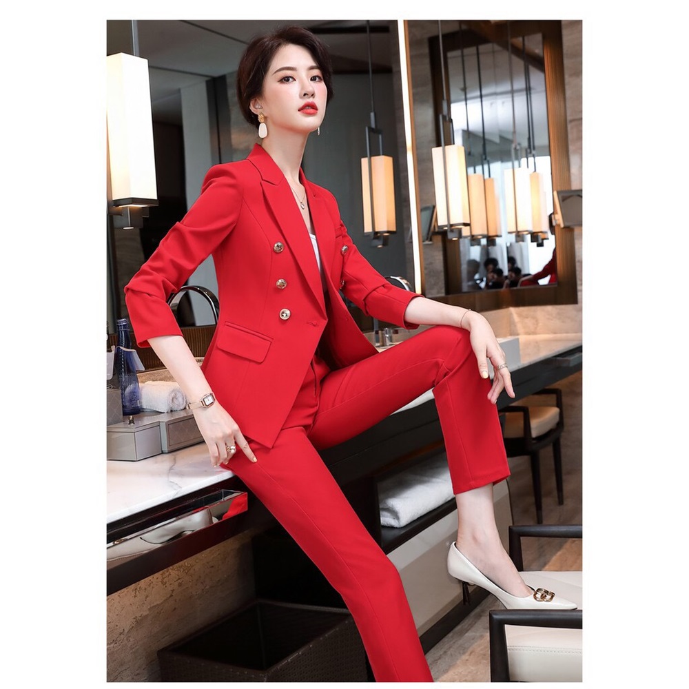 พร้อมเช่า สูทหญิง สูทสีไวน์แดง ทรงเข้ารูป สูทแฟชั่น ไซส์ M