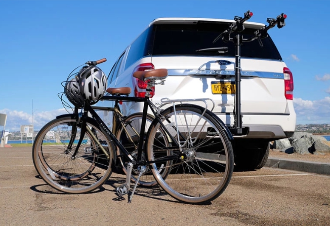 แร็คบรรทุกจักรยาน Hollywood Traveler Racks Hitch Car Bike Rack 3 คัน, HR6000
