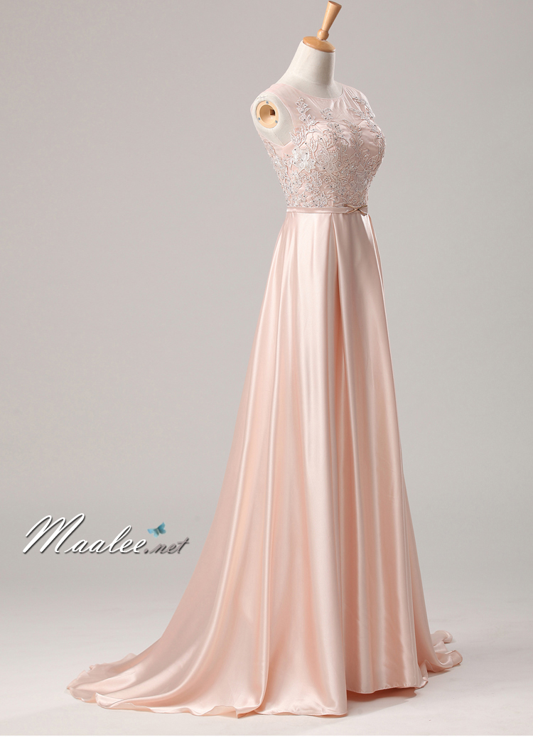 พร้อมส่ง ชุดราตรียาว สีชมพู (สีเนื้อ) ปักลูกไม้แต่งเลื่อม ด้านหลังเป็นแบบซีทรู กระโปรงผ้าซาติน ชายยาว