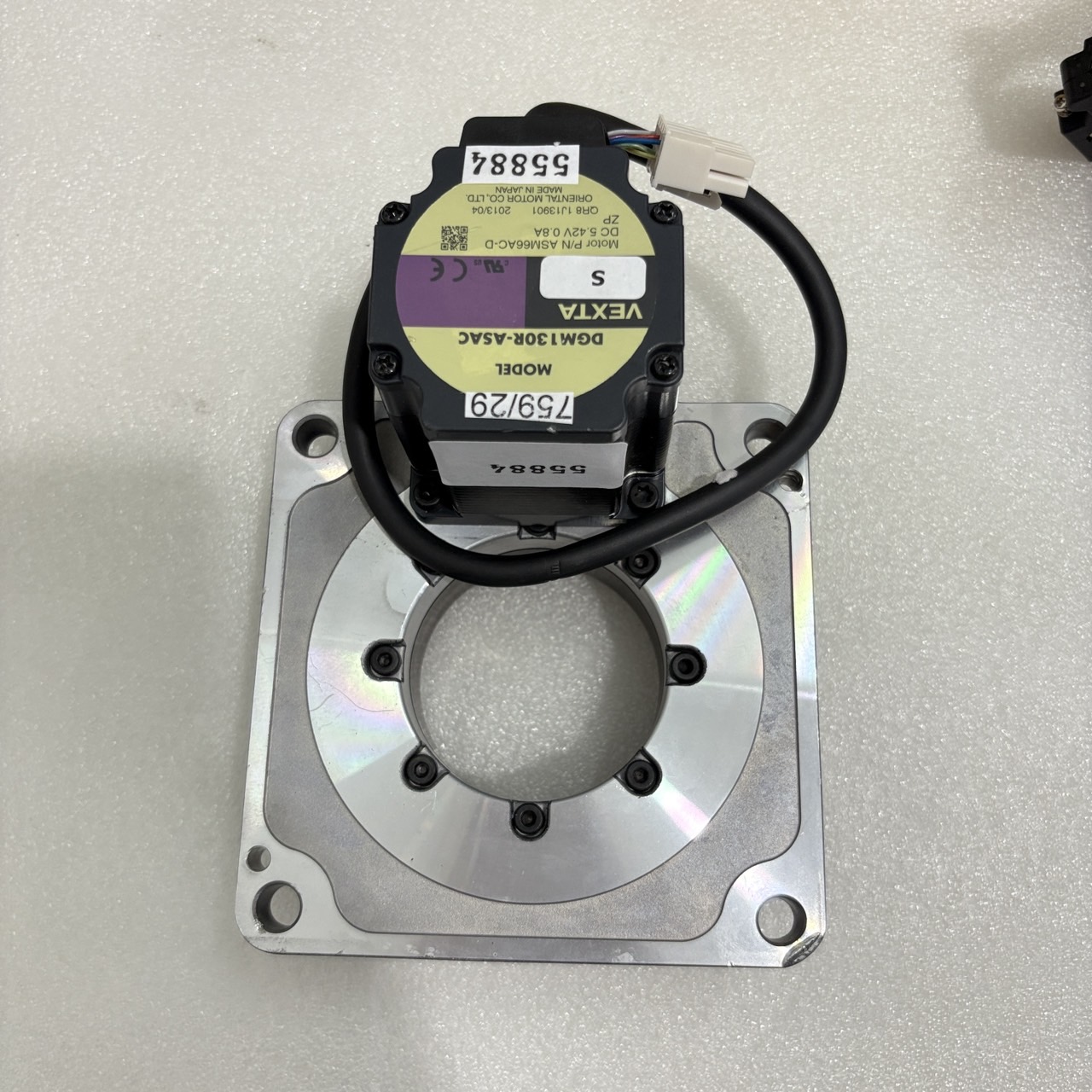 DGM130R-ASAC SERVO MOTOR " VEXTA "