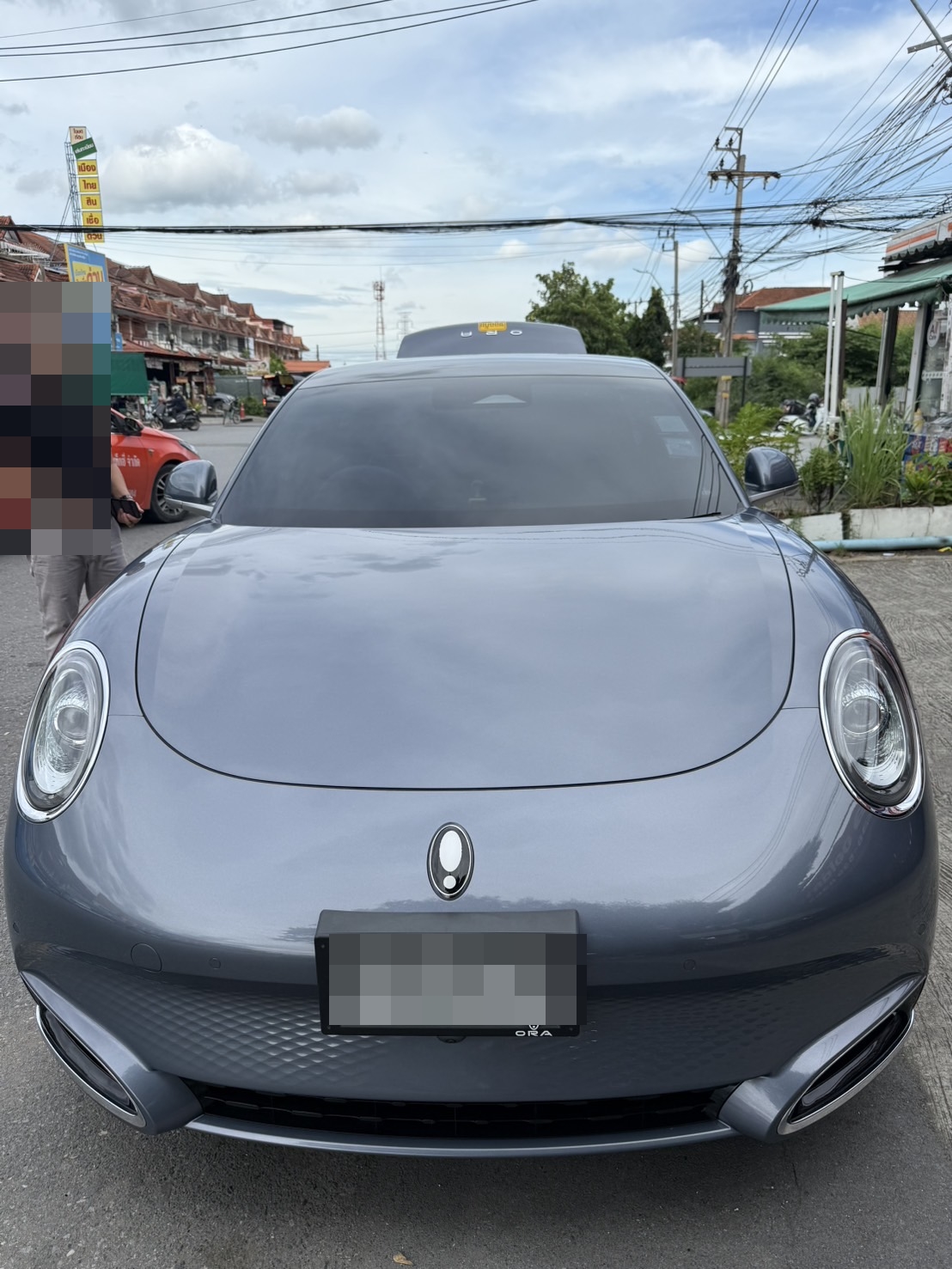 พรมรถยนต์ Ora 07 ปูพรมVVIP ด้ายคู่ สีชมพูด้ายทอง เต็มคัน 6 ชิ้น