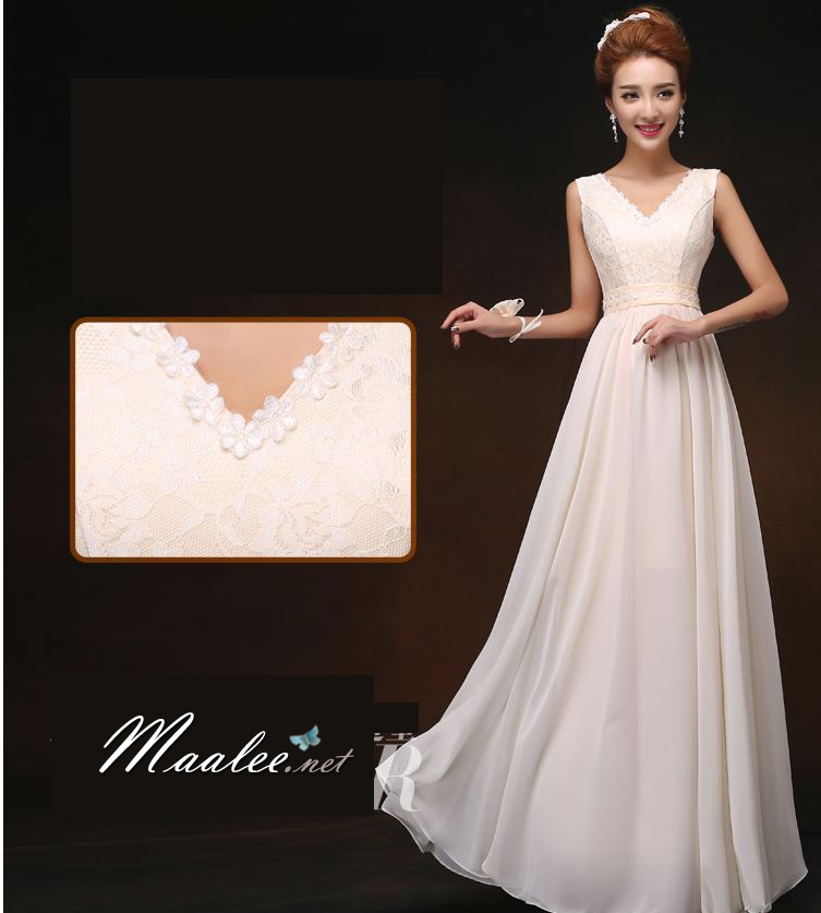 พร้อมเช่า ชุดราตรียาว ชุดเพื่อนเจ้าสาว สีครีม แบบ F แขนกุด แต่งลูกไม้สวย (เชือกผูกด้านหลัง)