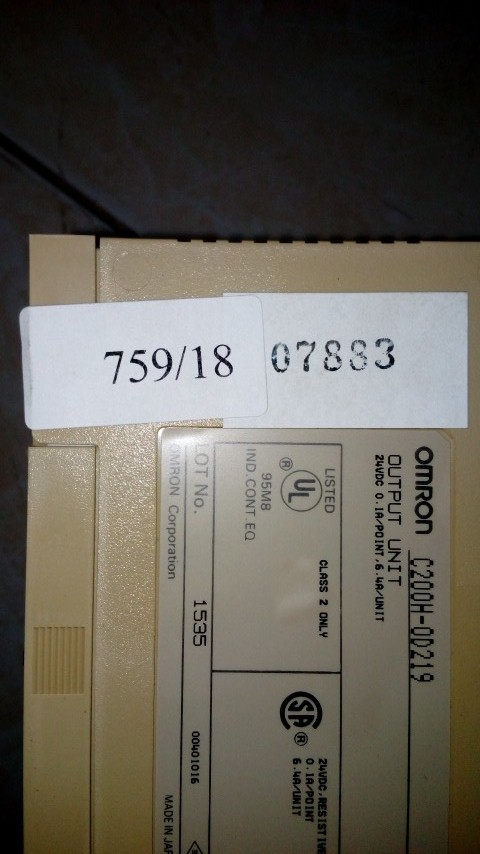 PLC “ OMRON ” รุ่น C200H-OD219