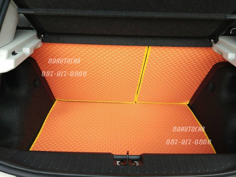 พรมรถยนต์สั่งตัด MG3 ลายกระดุมสีส้มขอบเหลือง