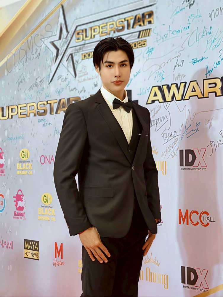 พร้อมเช่า ชุดสูทชาย สีดำ คลาสสิก รุ่นกระดุมเดียว (พร้อมเสื้อกั๊ก)