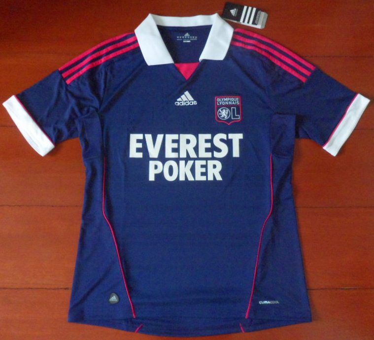 เสื้อฟุตบอล ทีมสโมสรโอลิมปิก ลียง ชุดเยือน 2011/12 ใหม่ M-Size / OLYMPIQUE LYONNAIS Football Shirt Away Kit 2011/12 Jersey NEW M-Size