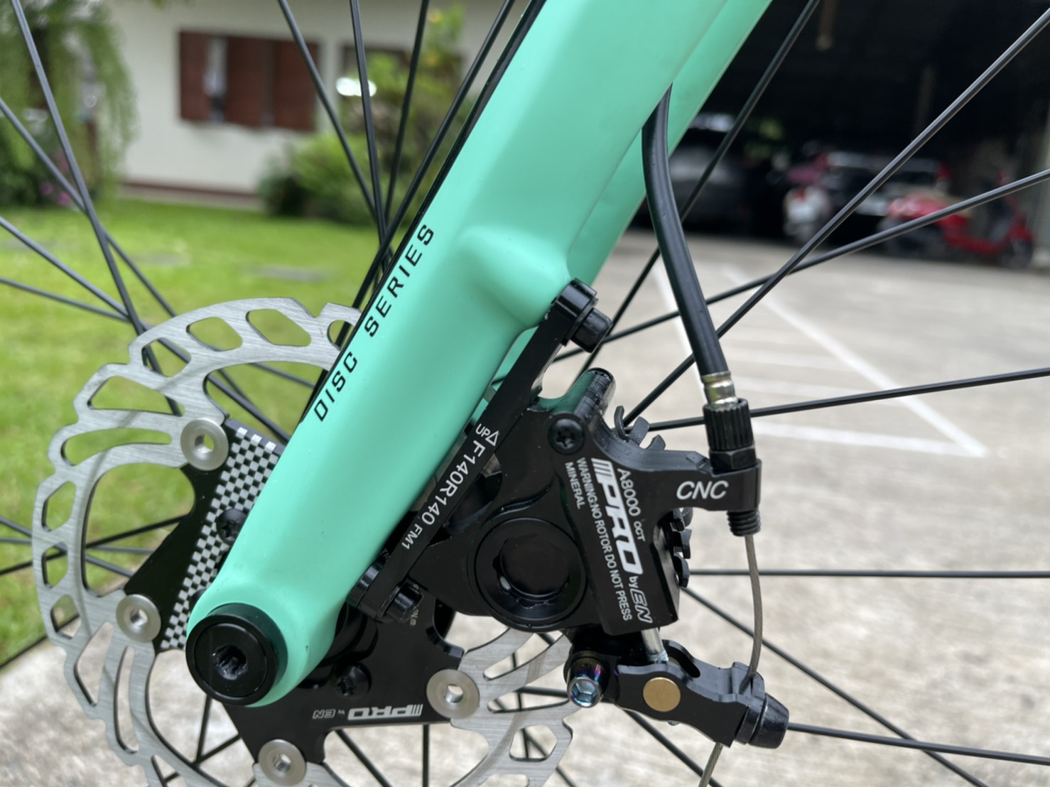 จักรยานเสือหมอบ TRINX RAPID 2.1 DISC Road bike Carbon, 2*11 speed 105 SHIMANO ล้อ 700C, 2020 (ดิสสาย)