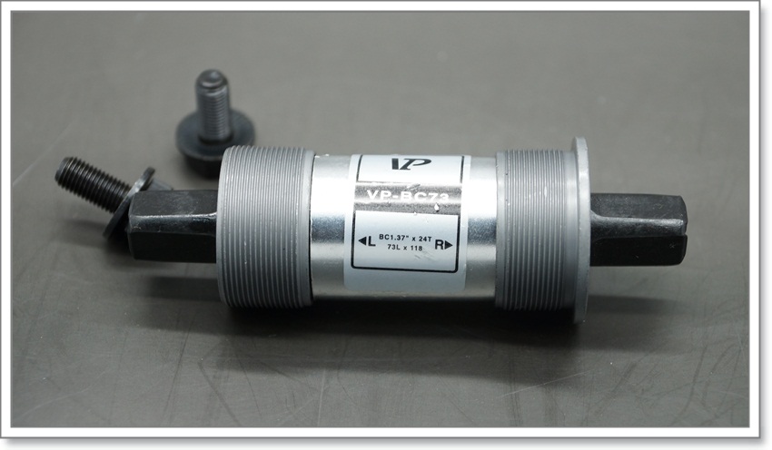 กระโหลกจานแบร์ลิ่ง VP ,BC73(กะโหลกเหลี่ยม)(โปรดระบุขนาดตรงหมายเหตุ)